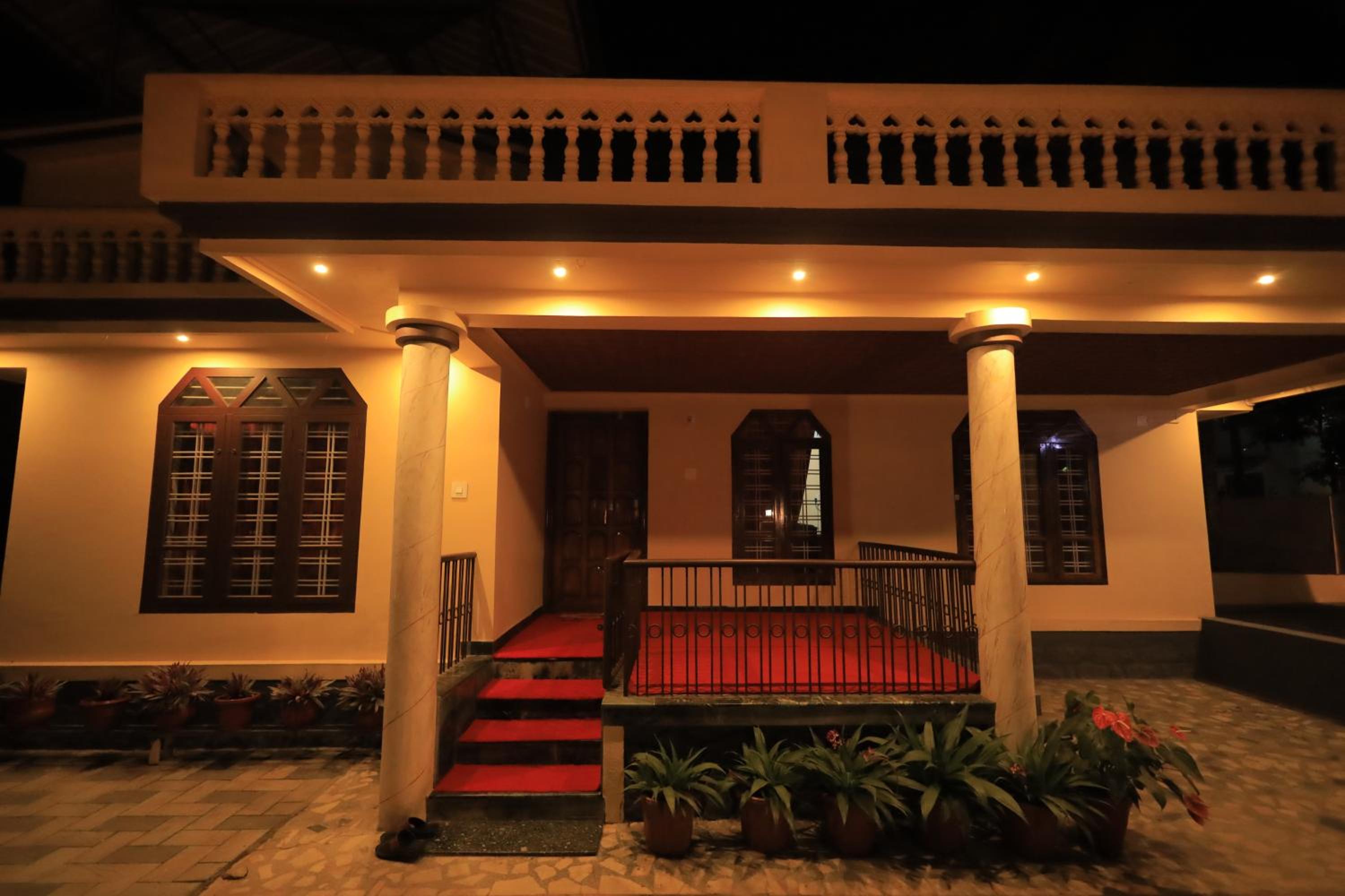 Little Heaven Serviced Villa view 3