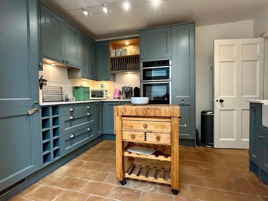 Compass Cottage