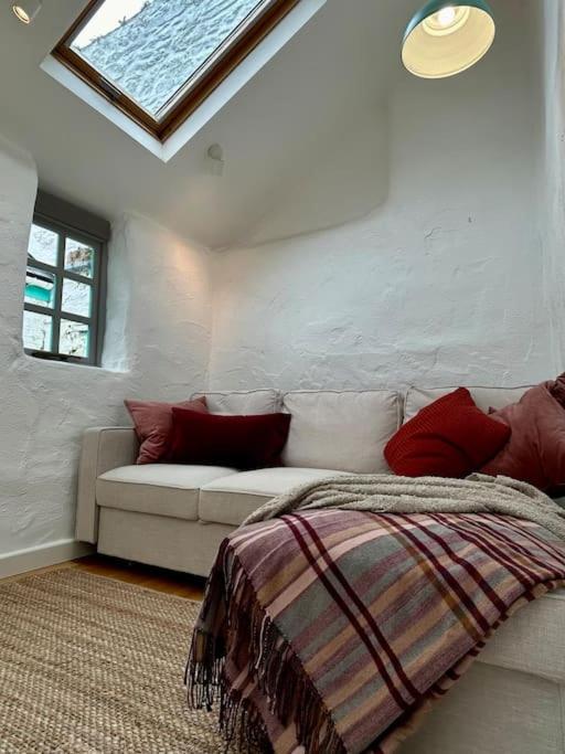 Compass Cottage