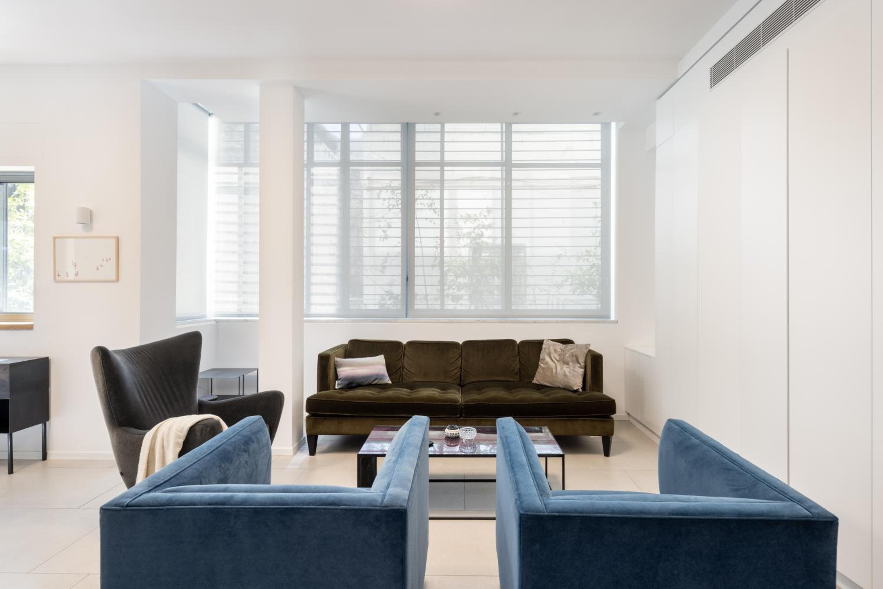 Heart of Tel Aviv Garden Oasis by Sea N' Rent view 3