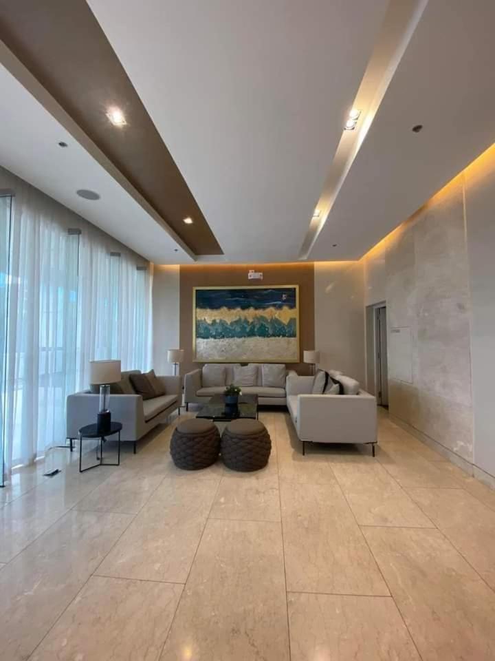 One bedroom with Balcony-M&M City Comfort view 5