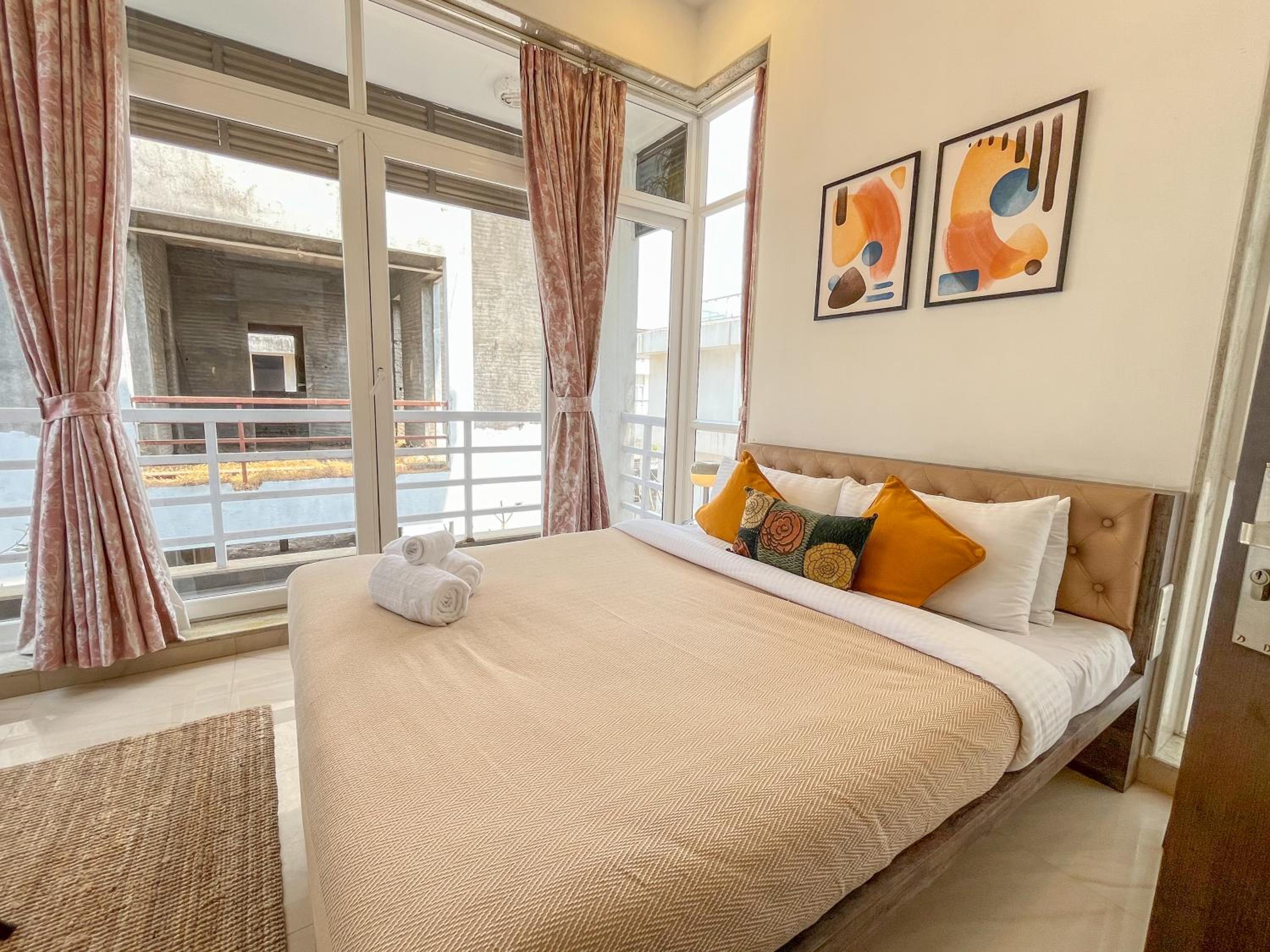 Cobblestone Path Villa view 2