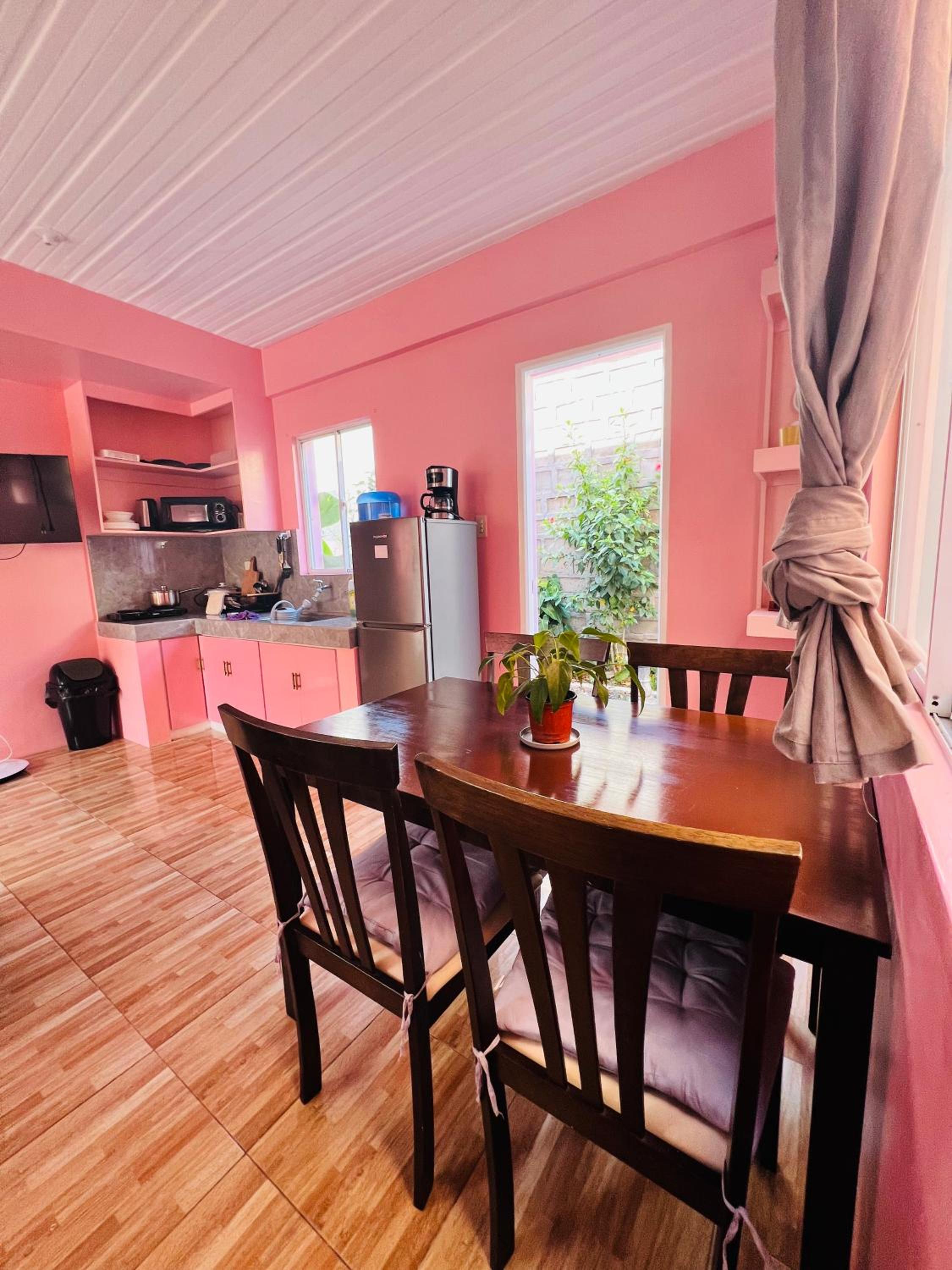 Cara Transient house