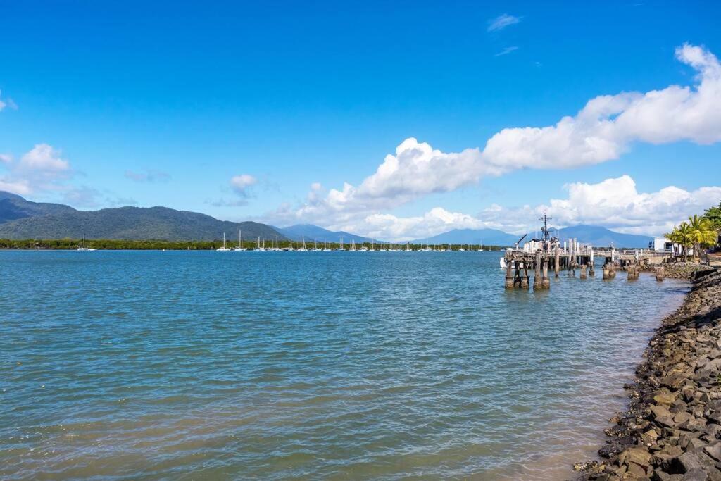 Absolute Waterfront - Enjoy Exceptional Lifestyle