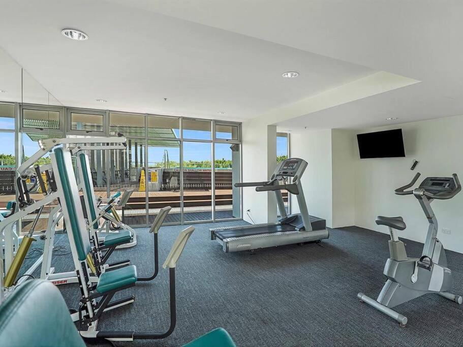 Absolute Waterfront - Enjoy Exceptional Lifestyle