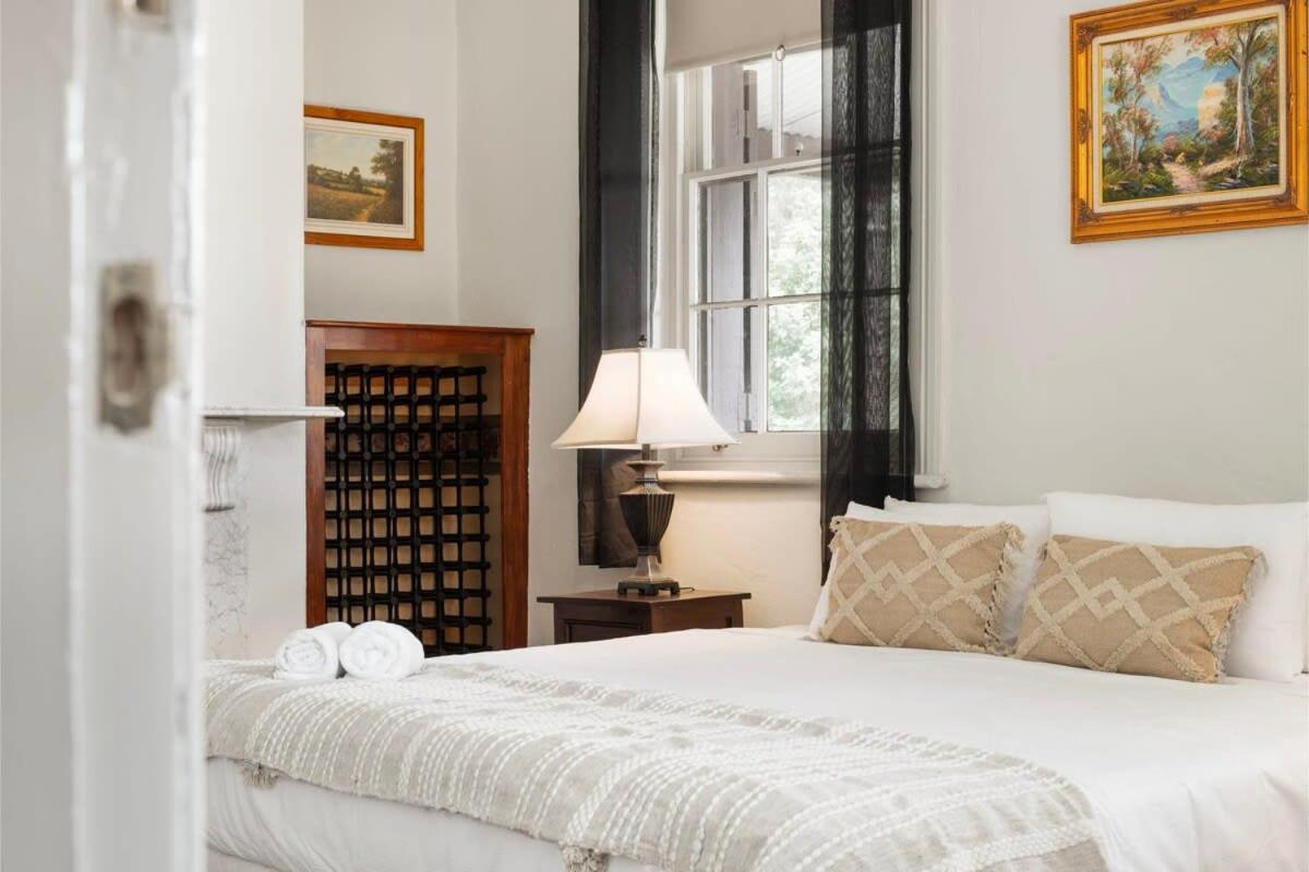 The Postmaster's Manor - Willunga Heritage Hideaway