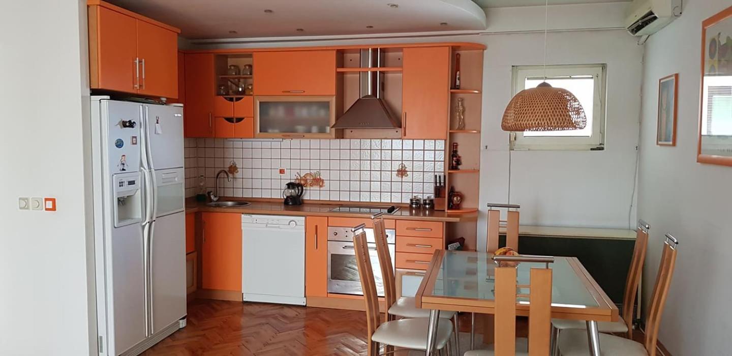 Dimoski Apartment