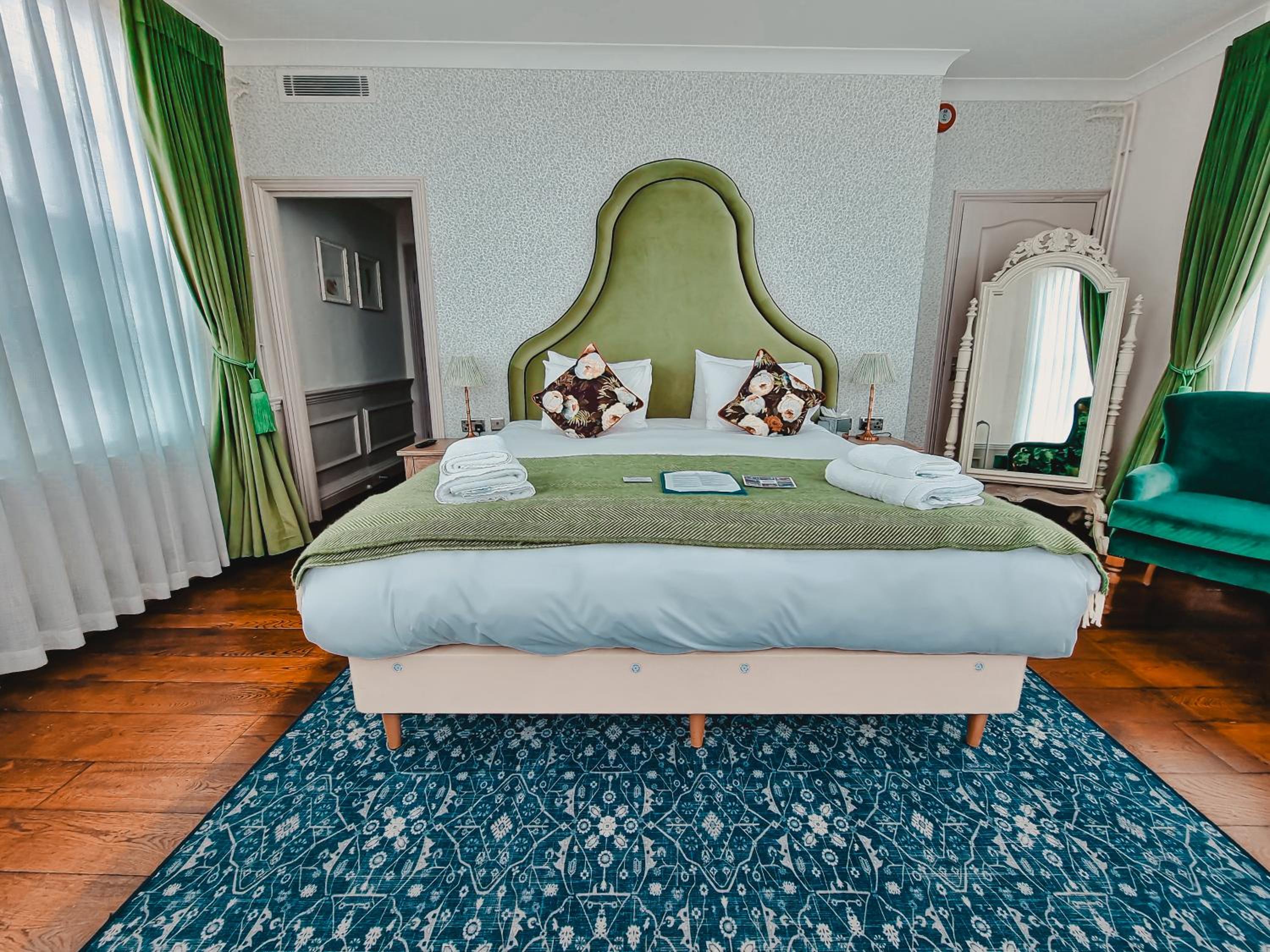 The Swan Hotel