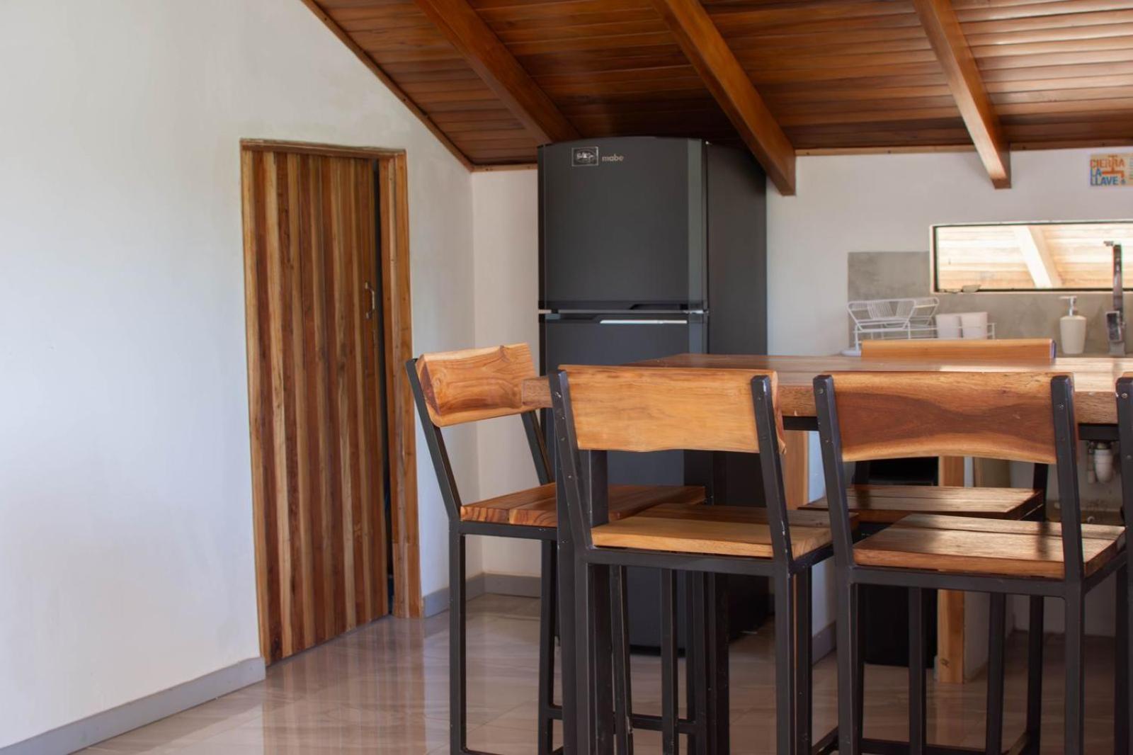 Leidy Mar Apartments