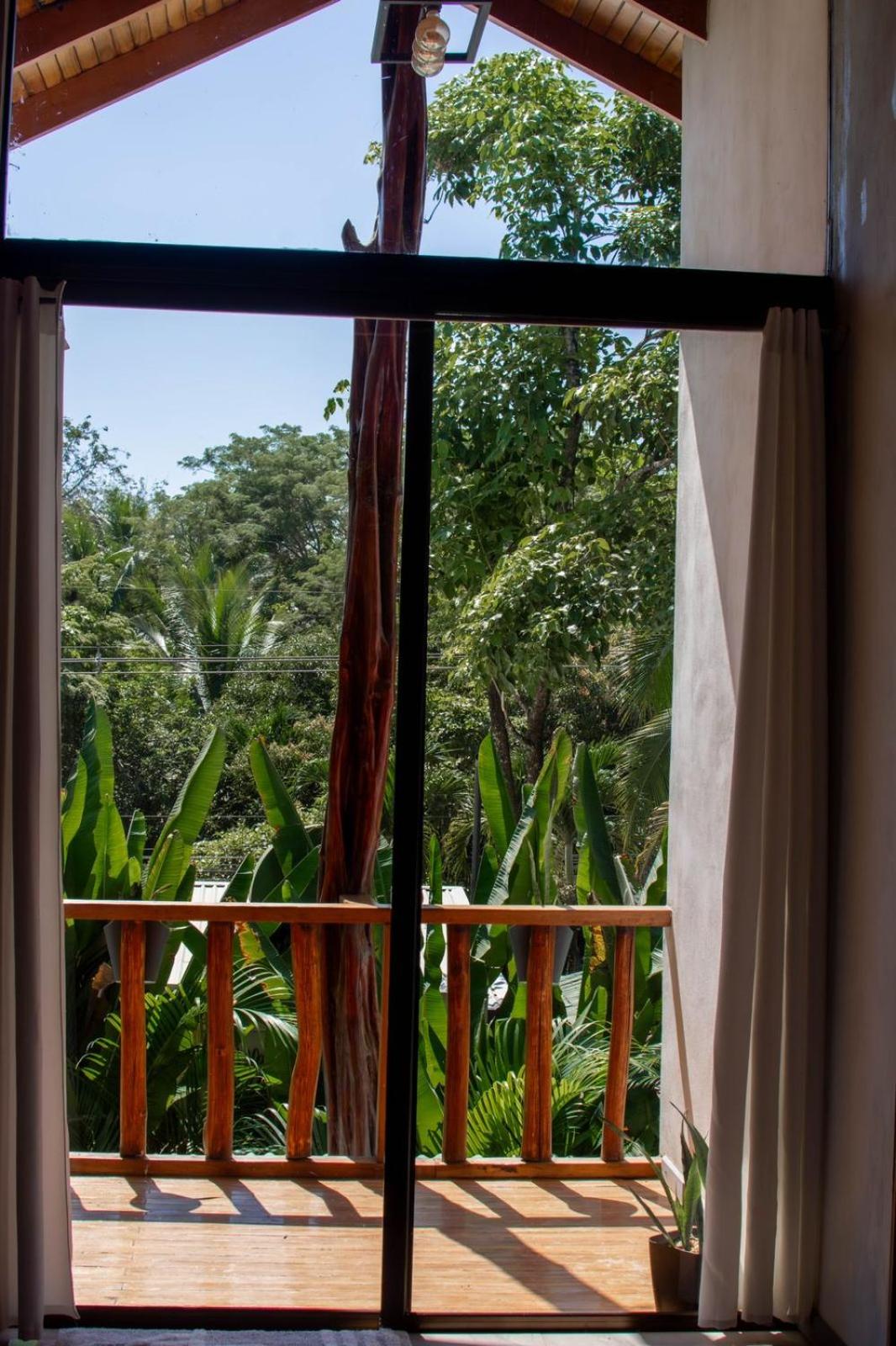 Leidy Mar Apartments