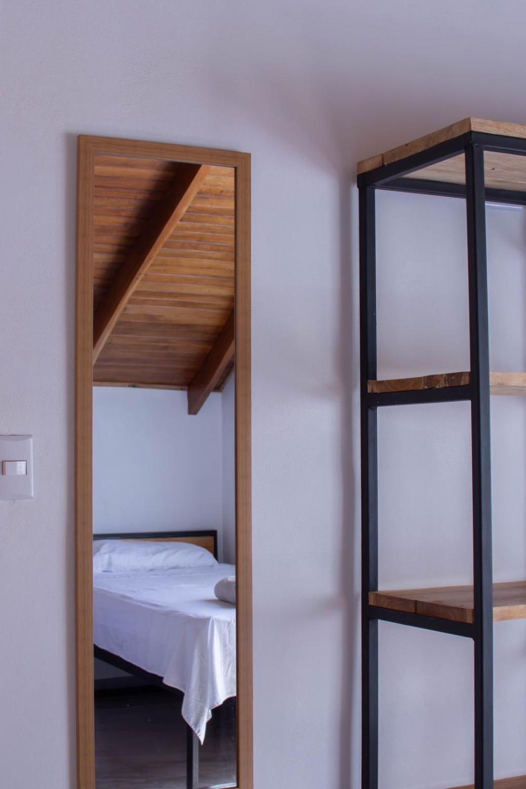 Leidy Mar Apartments