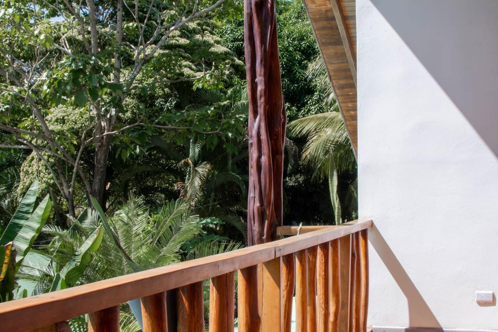 Leidy Mar Apartments