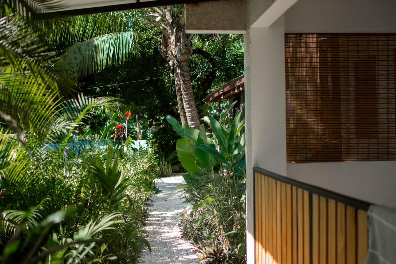 Leidy Mar Apartments