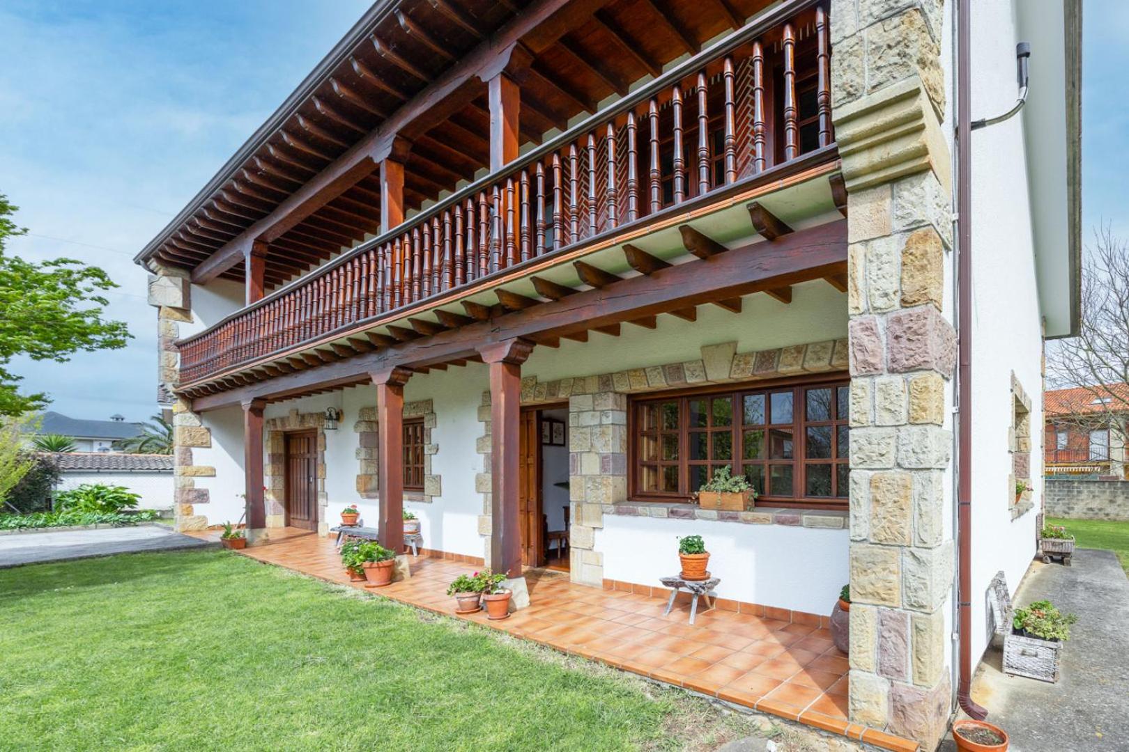 Casa Montañesa