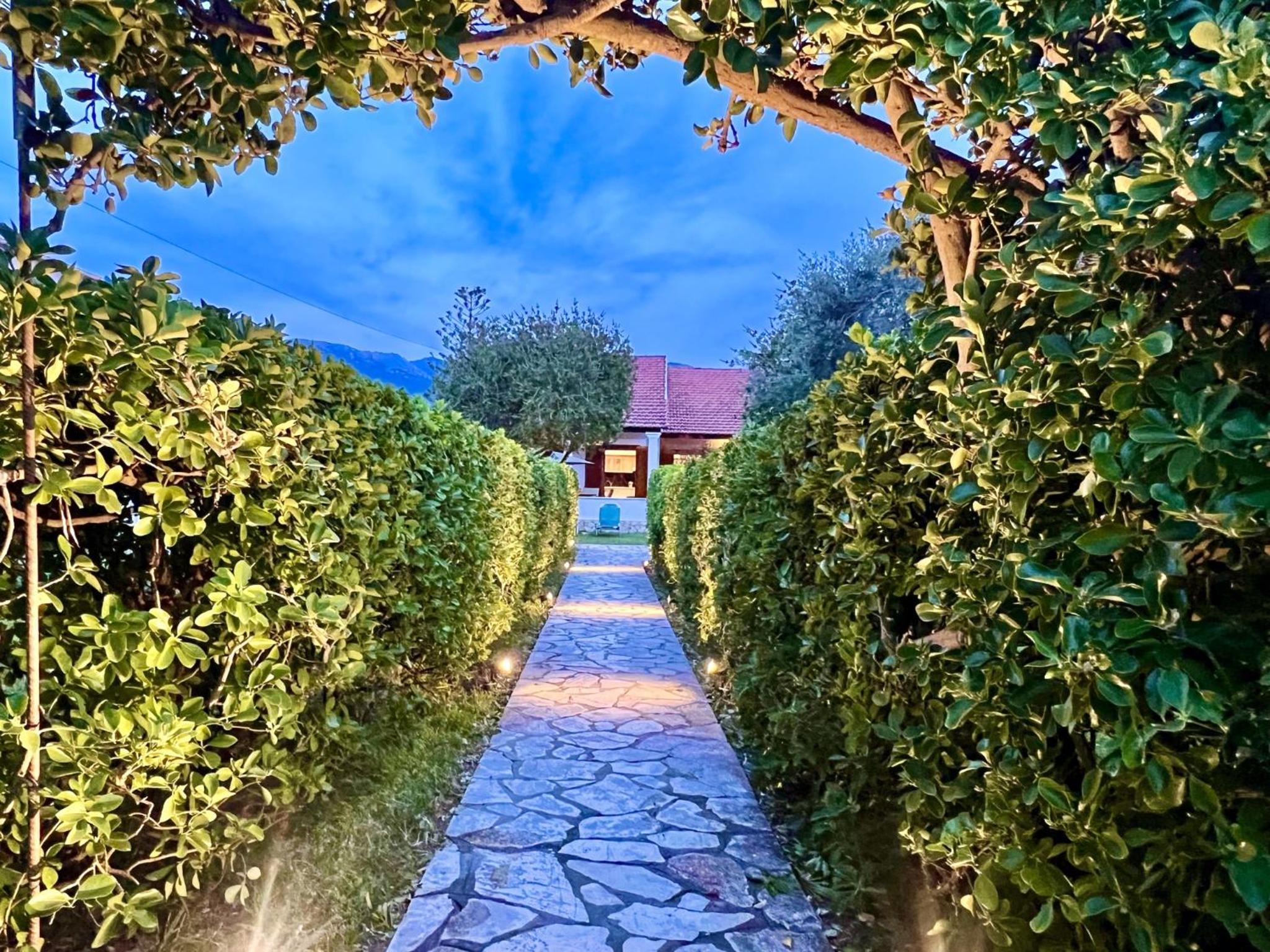 Beachfront Suites GardenMare by DadoVillas