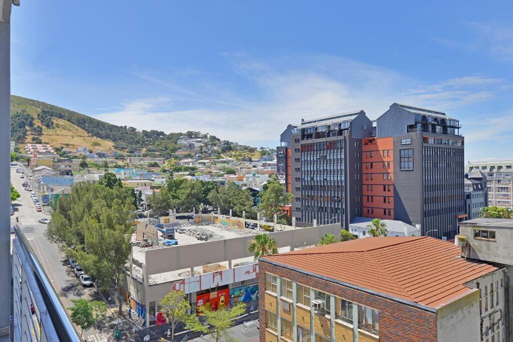 Hotel Skylar - The Sentinel