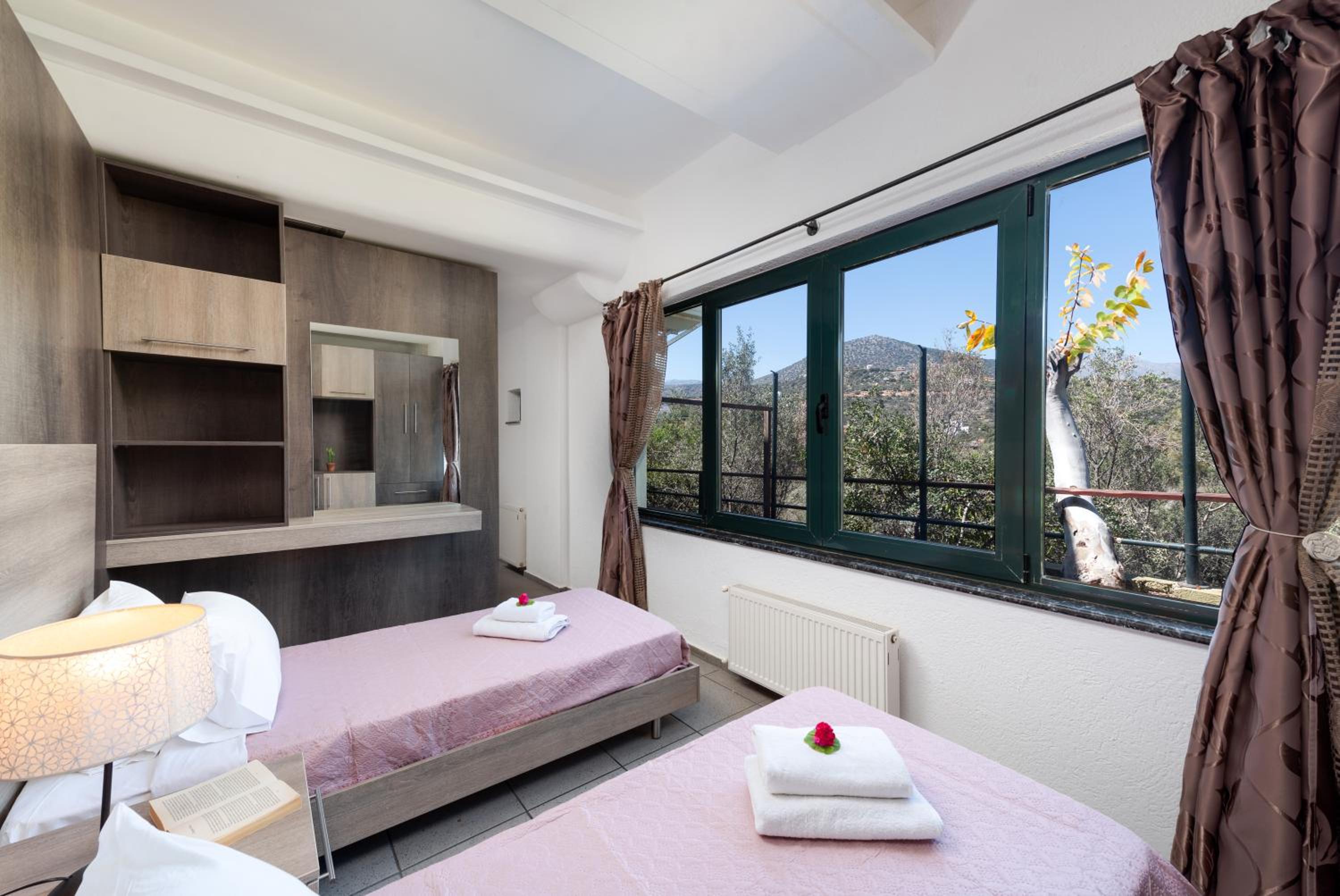 Coastal Dream beachView BBQ free parking WiFi 2 bedroom view 5