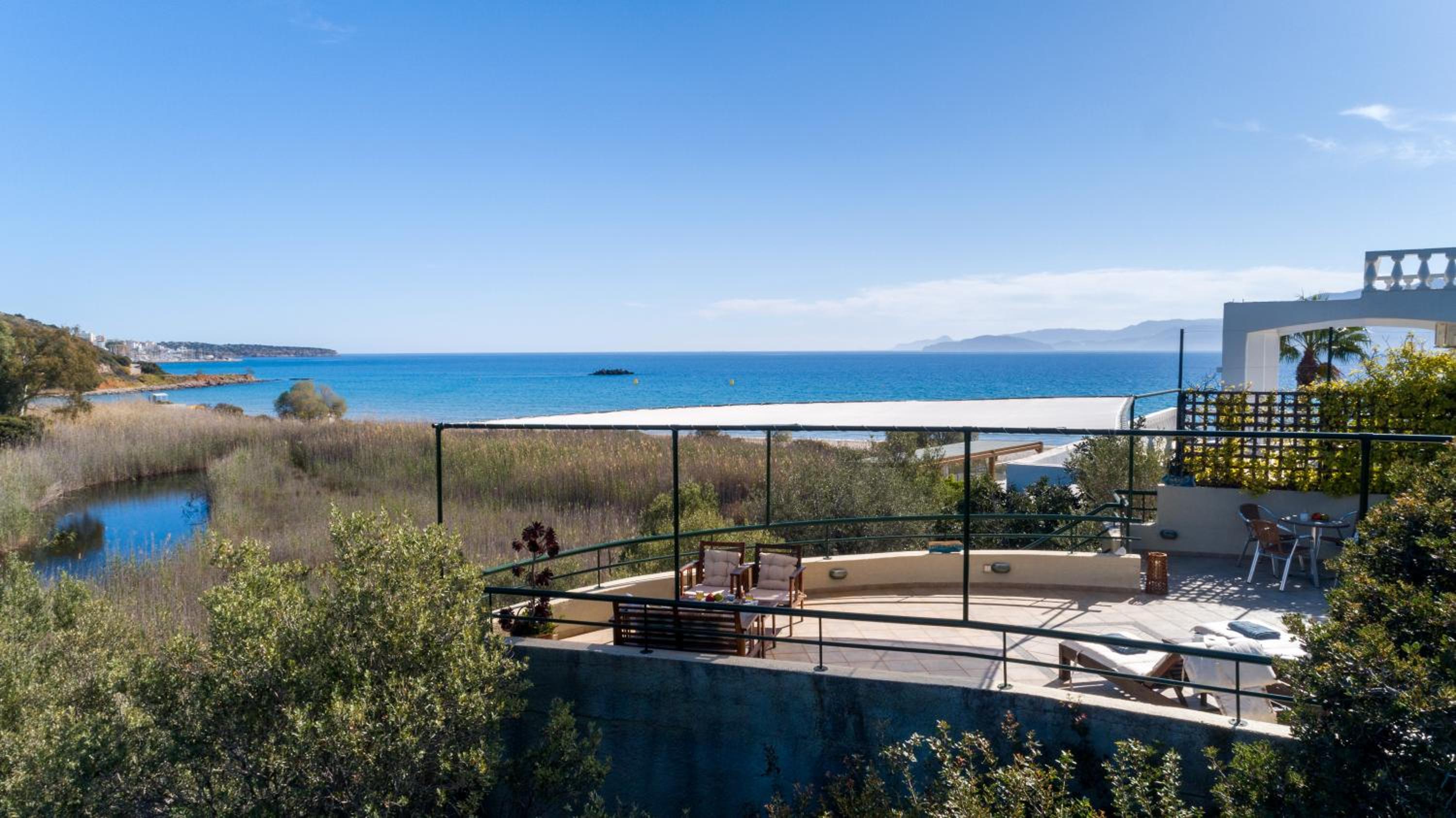 Coastal Dream beachView BBQ free parking WiFi 2 bedroom view 4