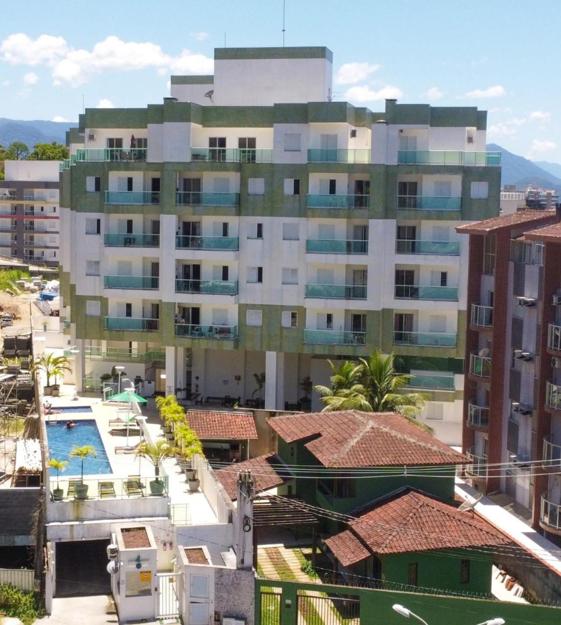 Apartamento 2 quartos em Ubatuba condomínio Saint Martin 41 bloco A