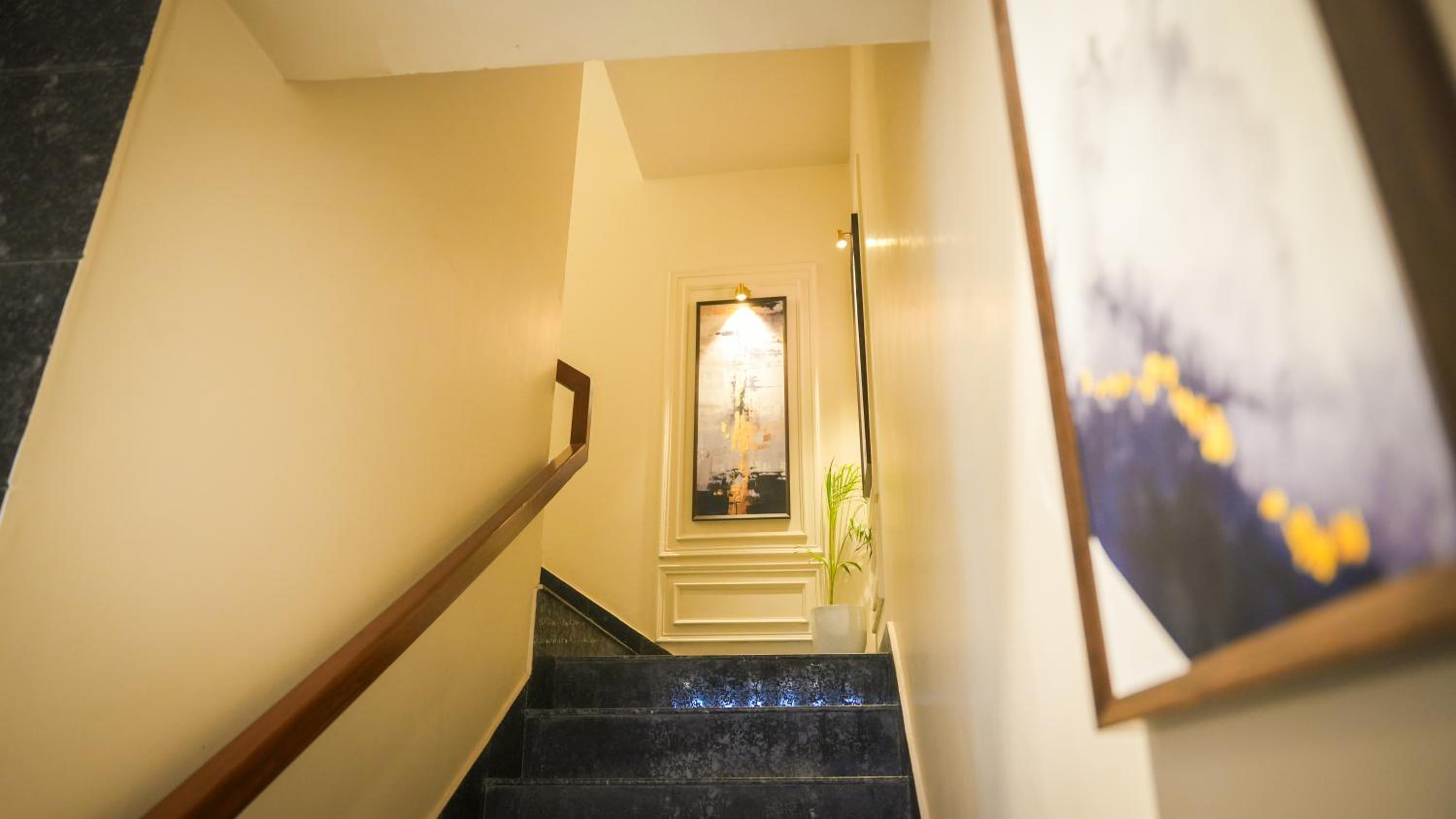 Photo 33