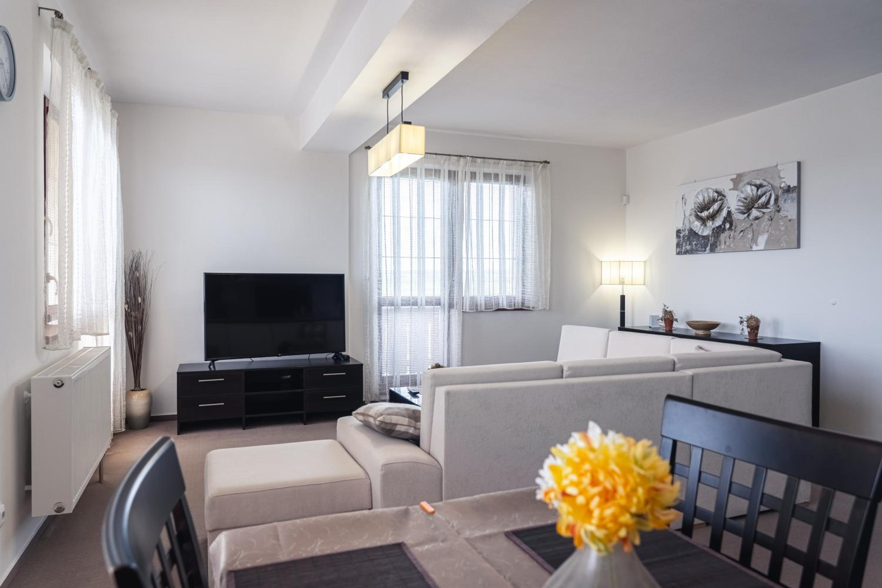 TATRYSTAY Apartments Tatranska