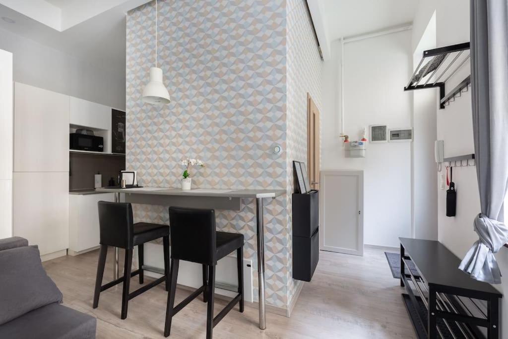 Budapest & Coffee Apt by NW view 3