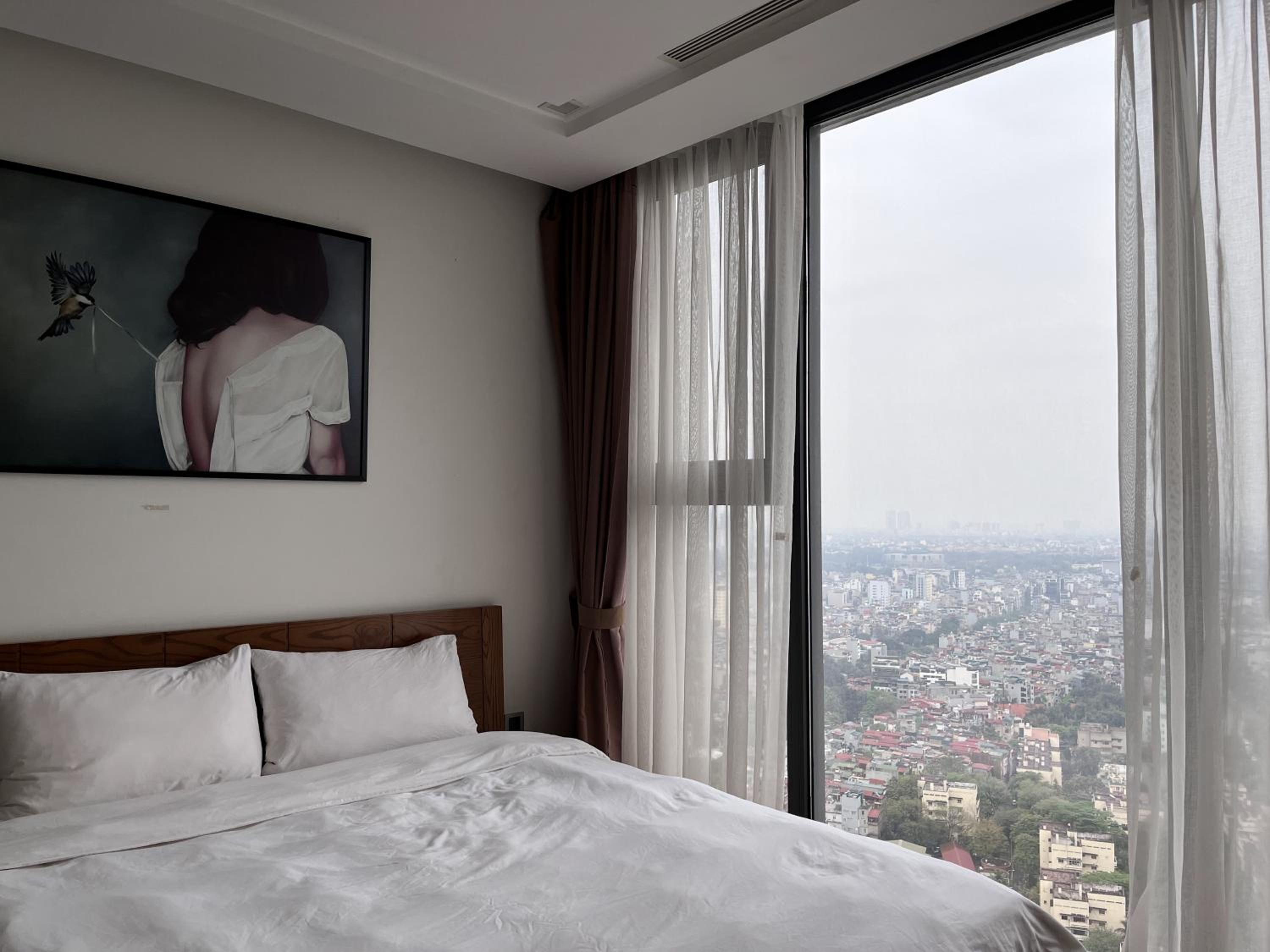 Vinhomes Metropolis Luxury Apartment 2 Br