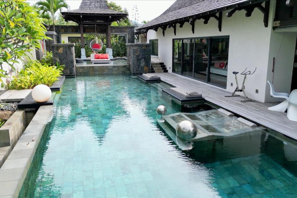 Villa Love