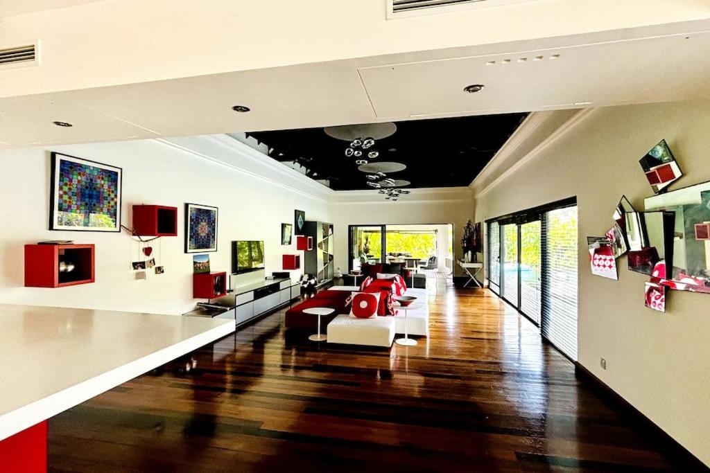 Villa Love