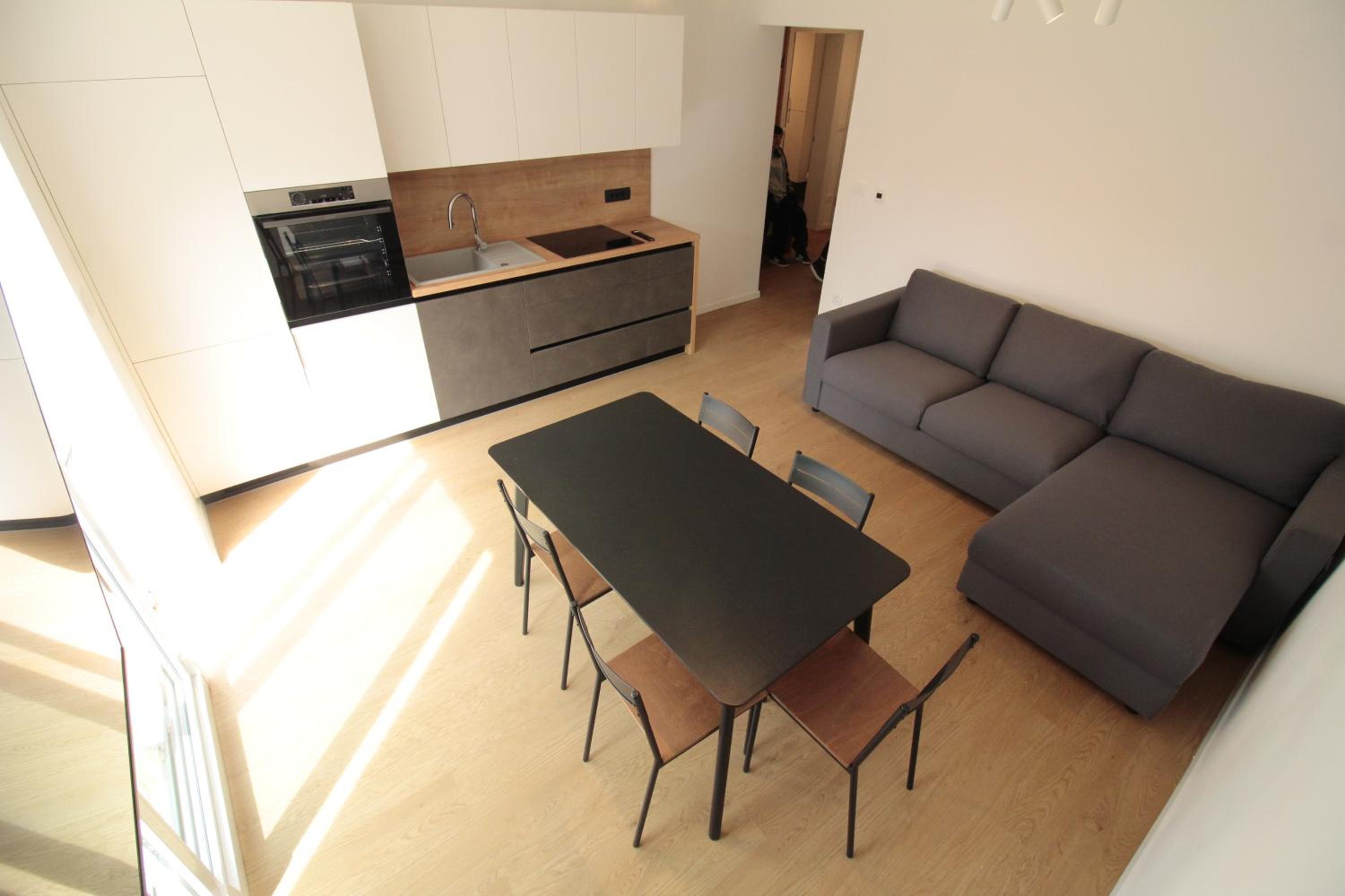 Naia Apartments