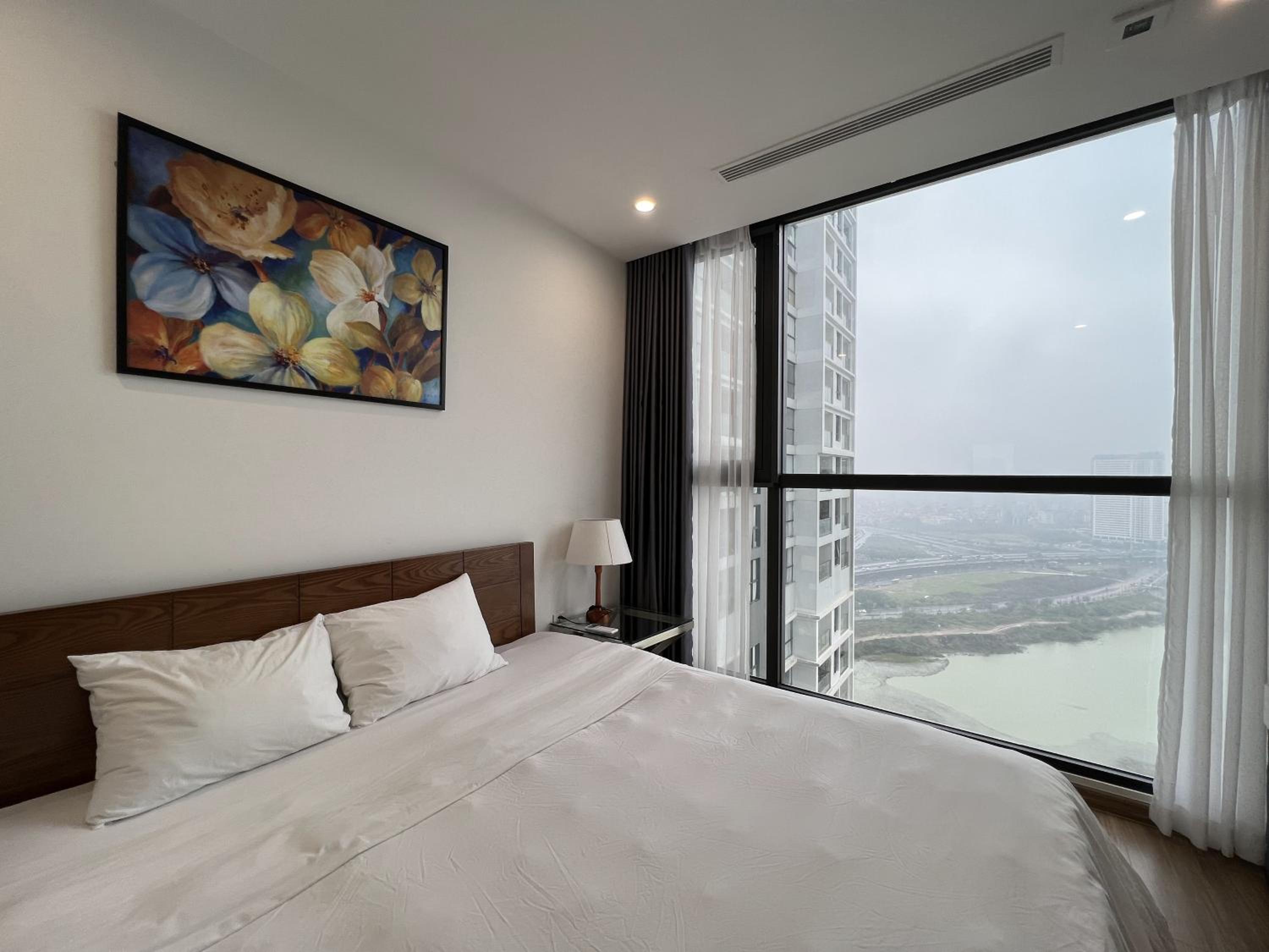 Vinhomes Skylake Luxury Apartment 3 Br
