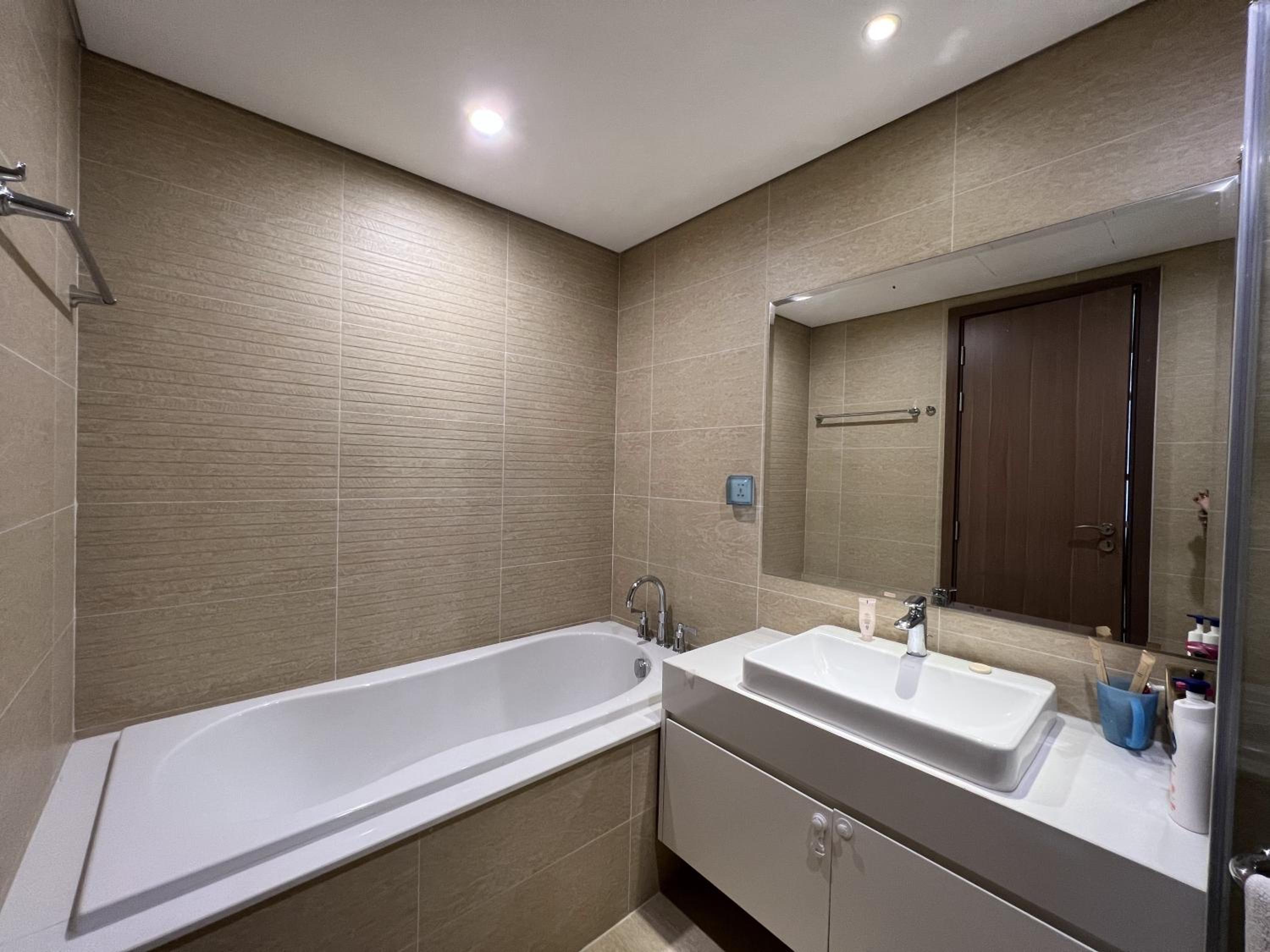 Vinhomes Skylake Luxury Apartment 3 Br
