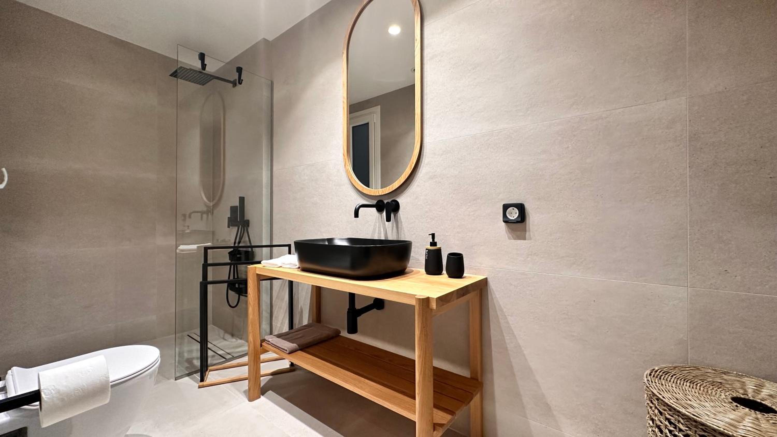 Aristotle Suites