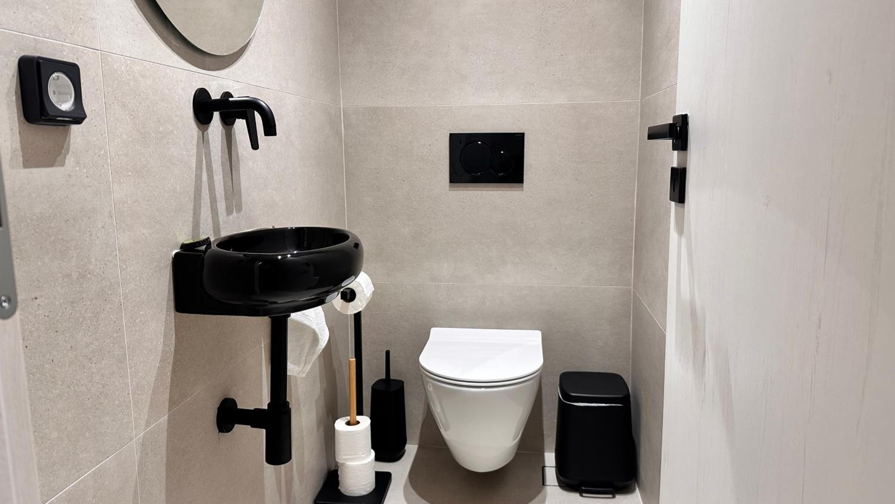 Aristotle Suites
