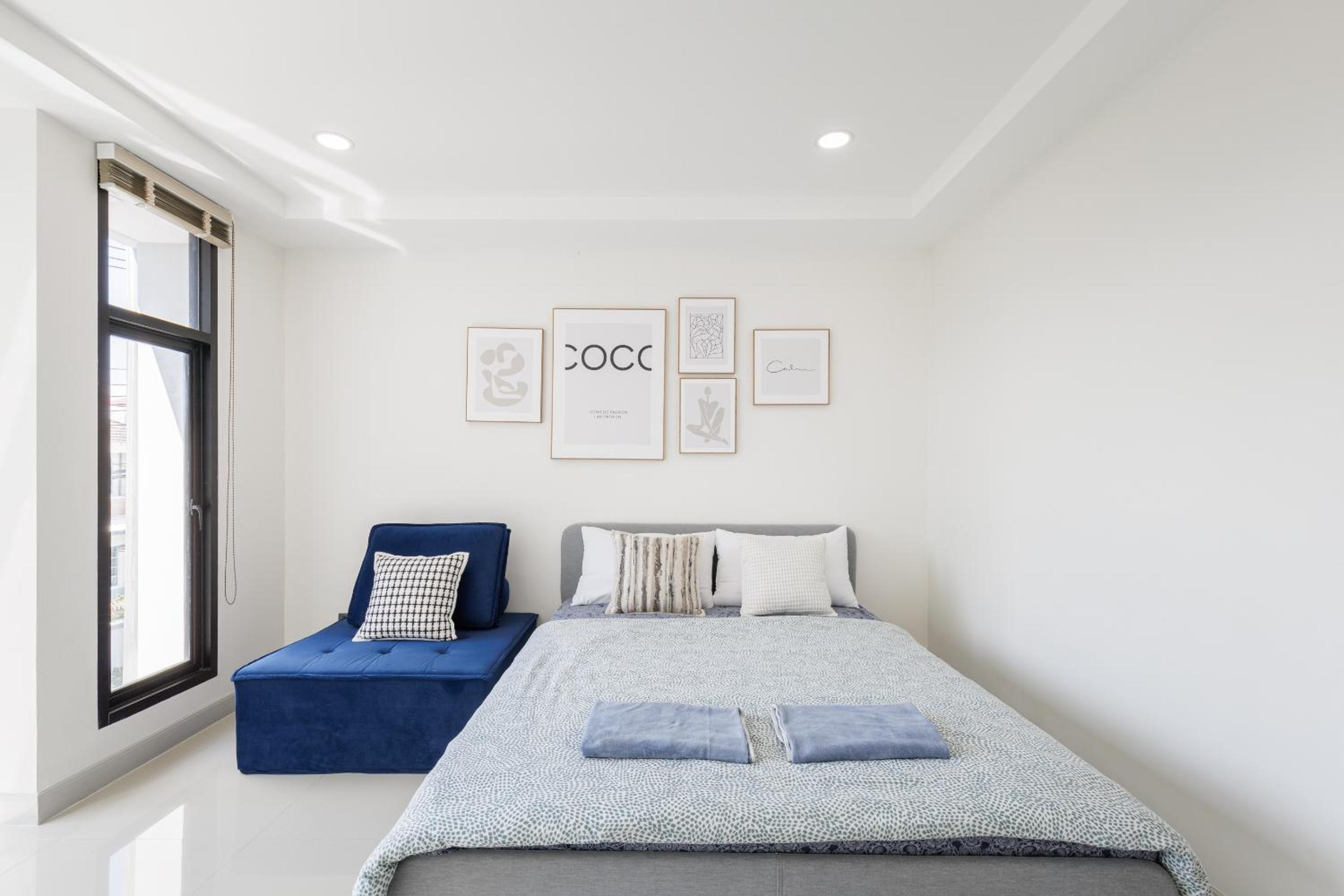 Advanced townhouses can accommodate 14 people, with high-speed Wi Fi and parking on Netflix