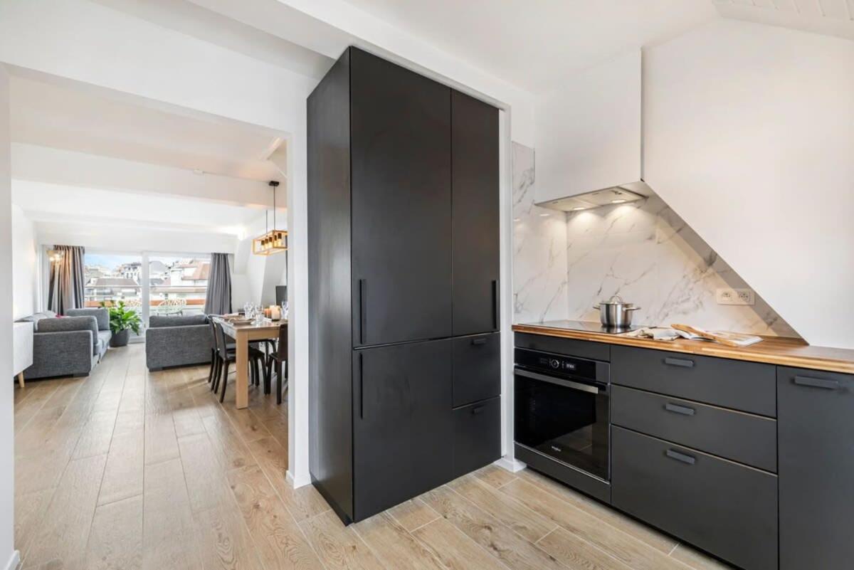 Huswell - Spacious duplex apartment in the center of Knokke