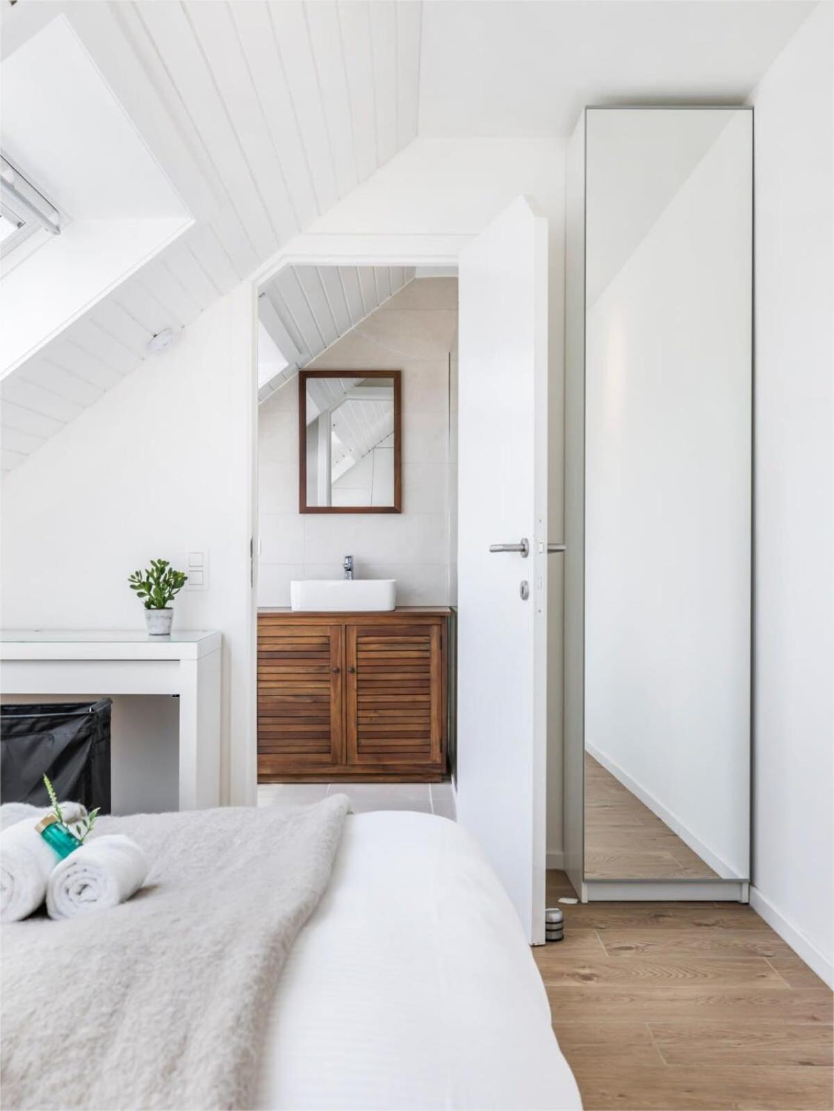 Huswell - Spacious duplex apartment in the center of Knokke