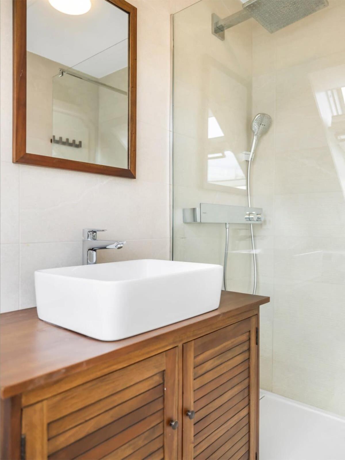 Huswell - Spacious duplex apartment in the center of Knokke