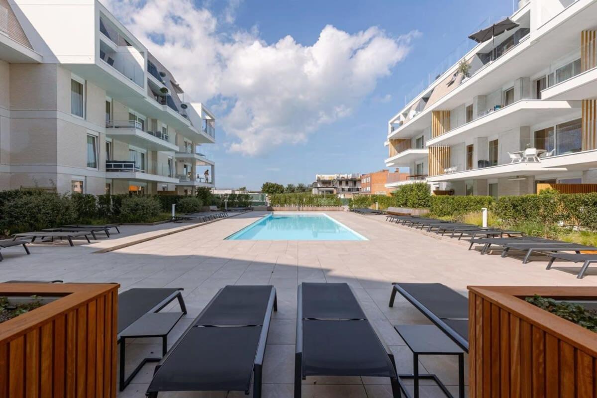 Huswell - Very pleasant apartment with communal pool