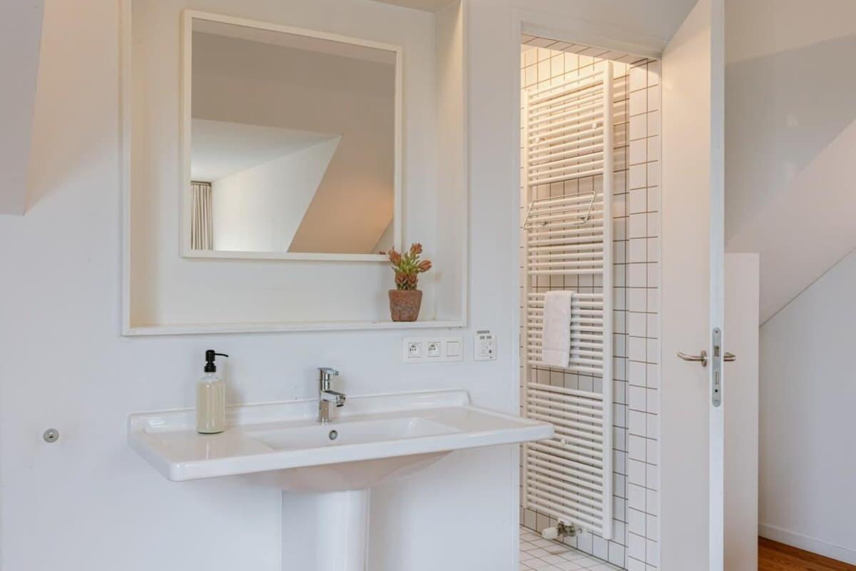 Huswell - Central 'The Crown' apartment in Ghent