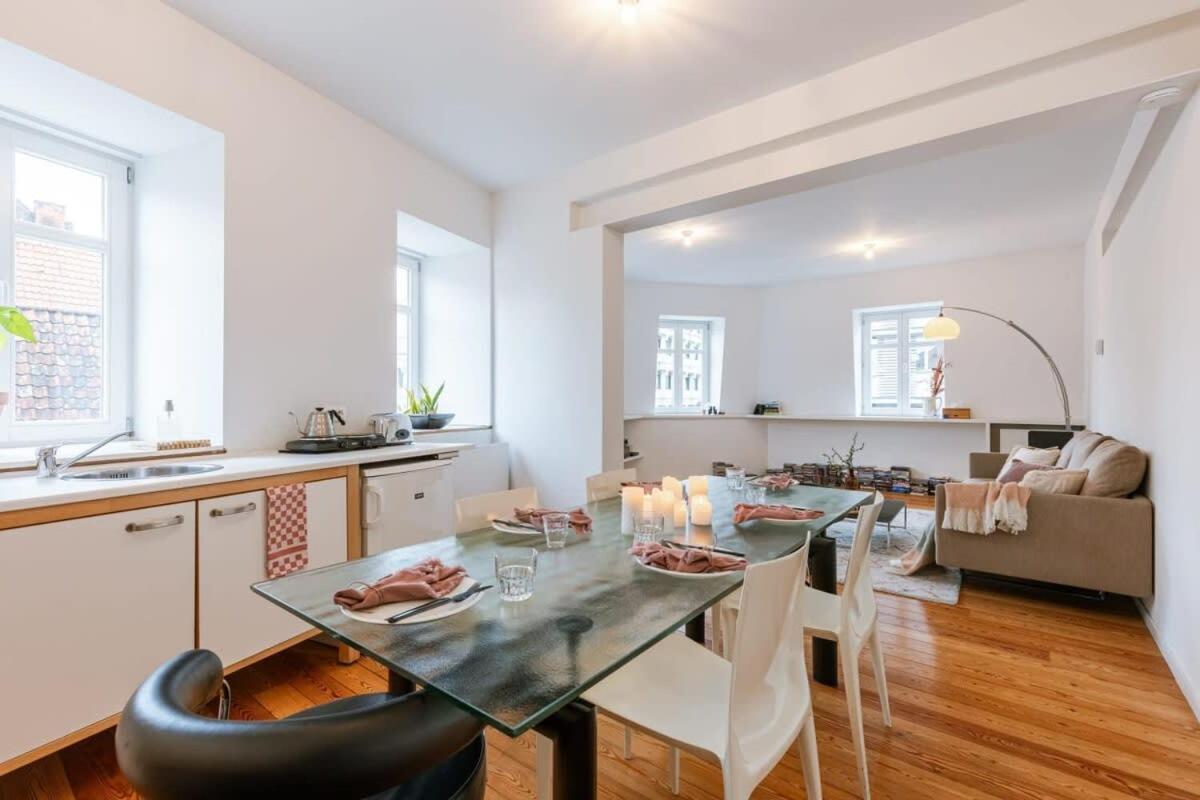 Huswell - Central 'The Crown' apartment in Ghent