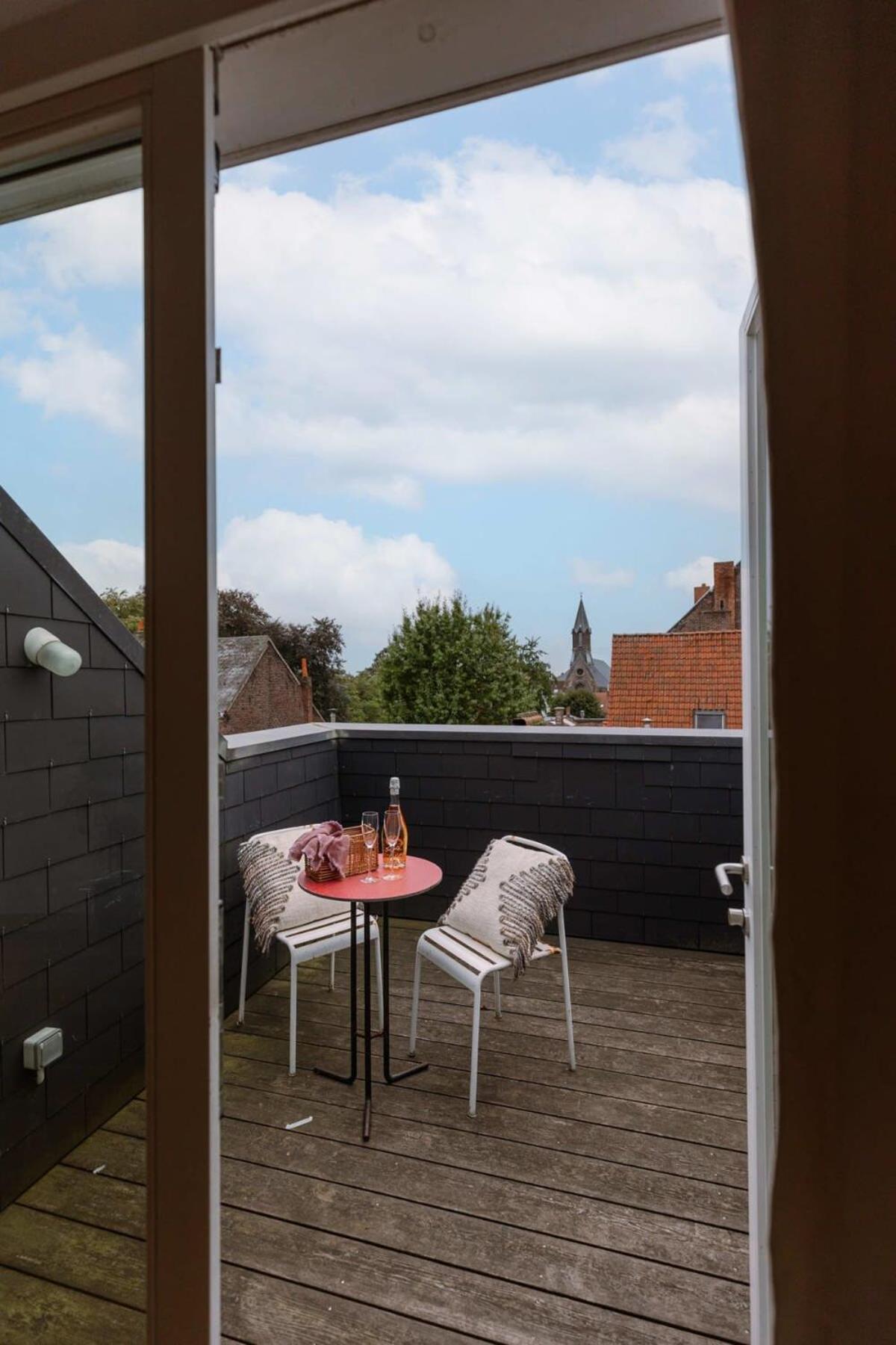 Huswell - Central 'The Crown' apartment in Ghent