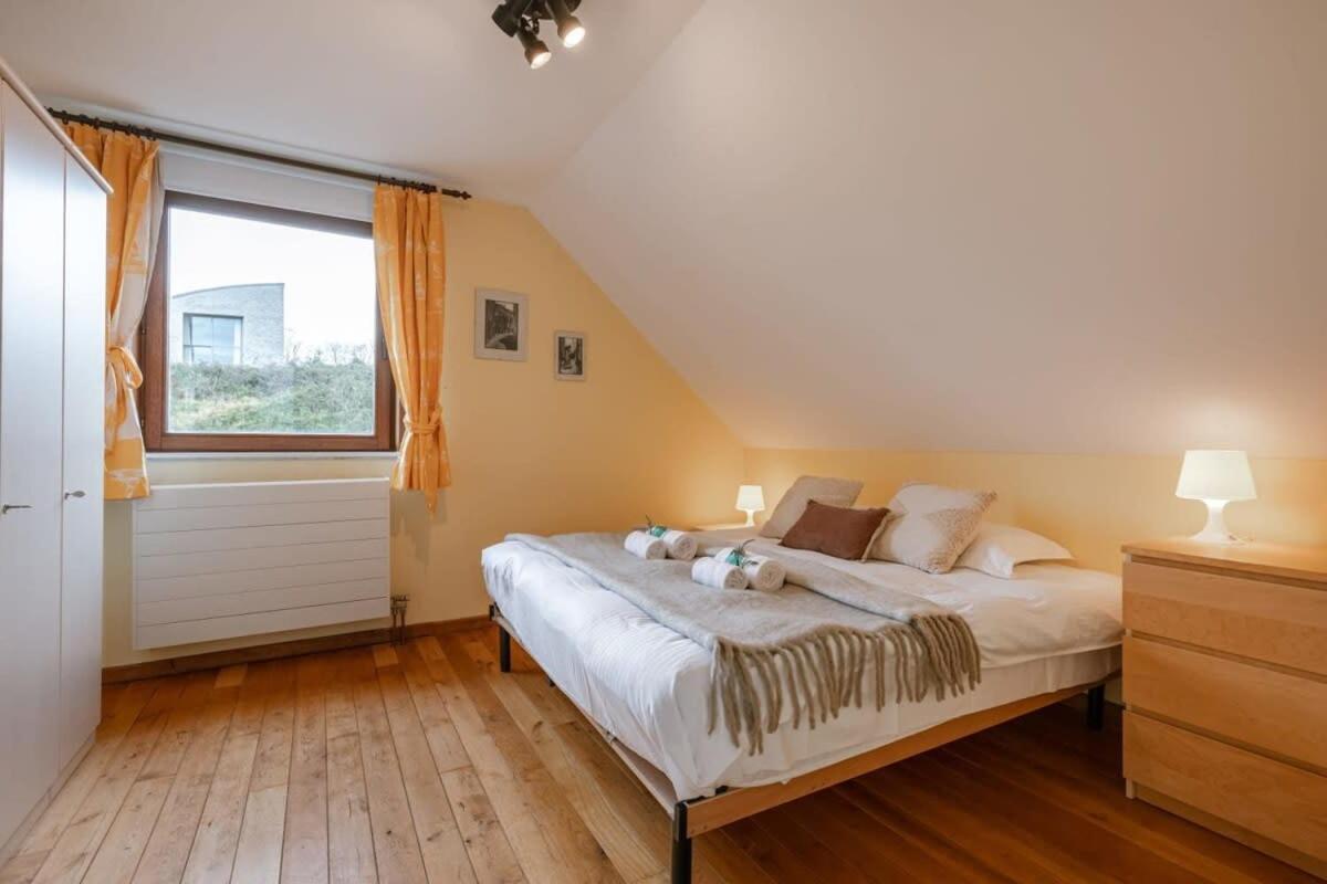 Spacious and Cozy Home with Abundant Natural Light