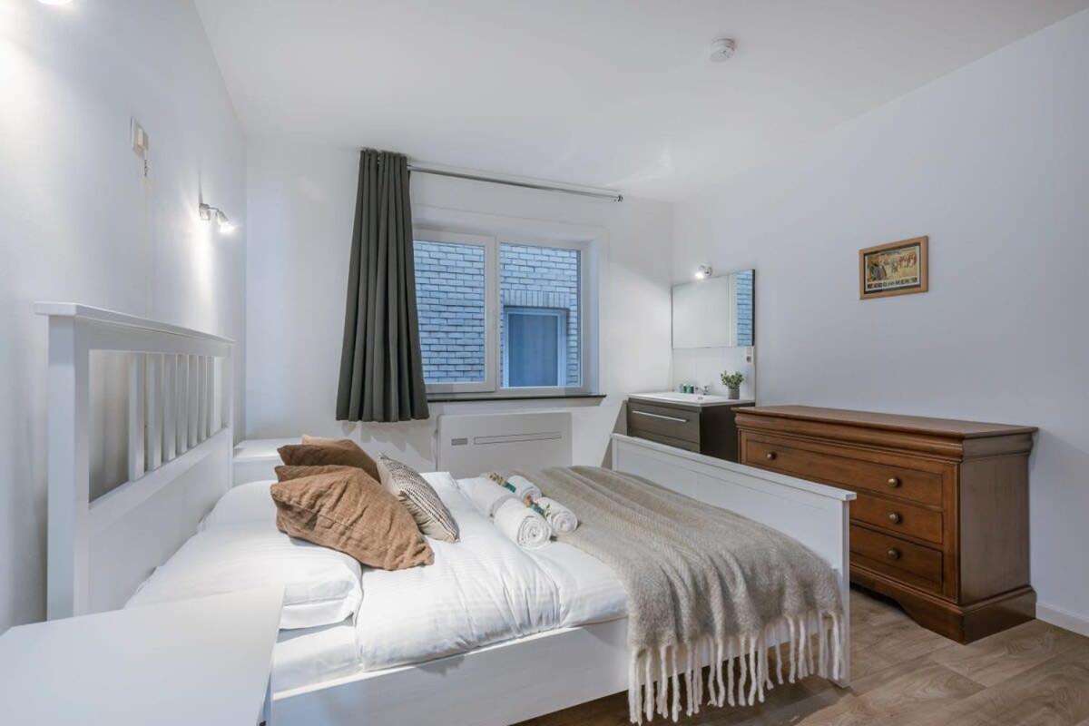 Pleasant apartment with frontal sea view
