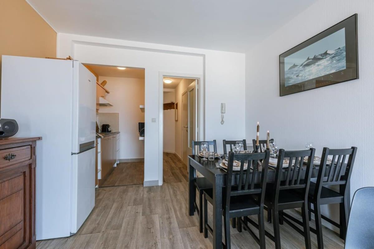 Pleasant apartment with frontal sea view