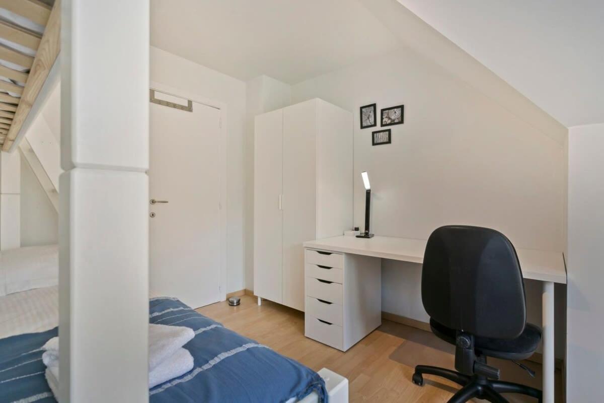 Casiola - Summer-house with sunny garden nearby beach