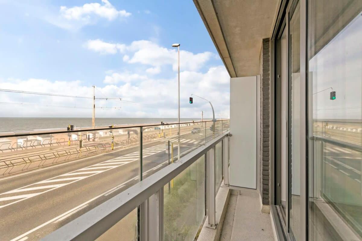 Huswell - Cosy apartment with amazing beach view view 2