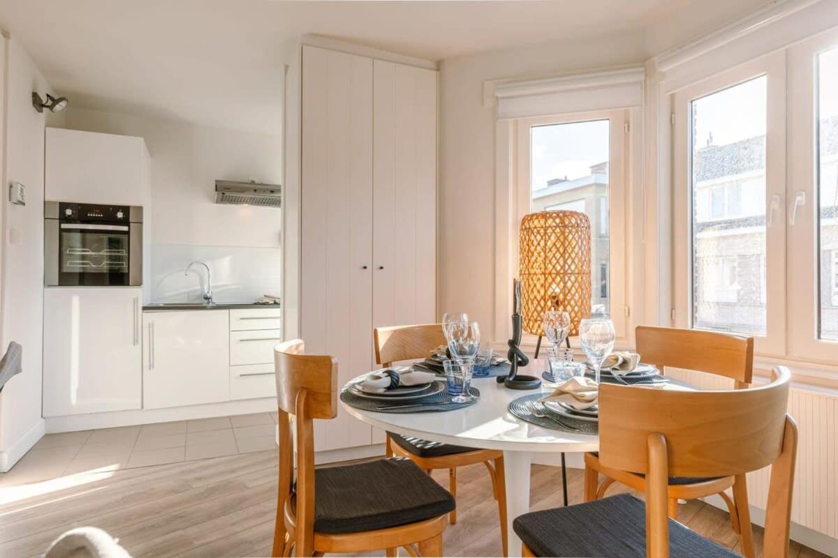 Casiola - Sunny bright apartment in the center of De Haan