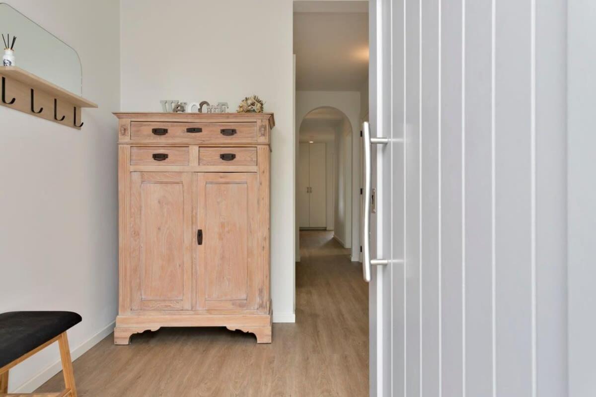 Huswell - Spacious bungalow with garden near the beach & sea
