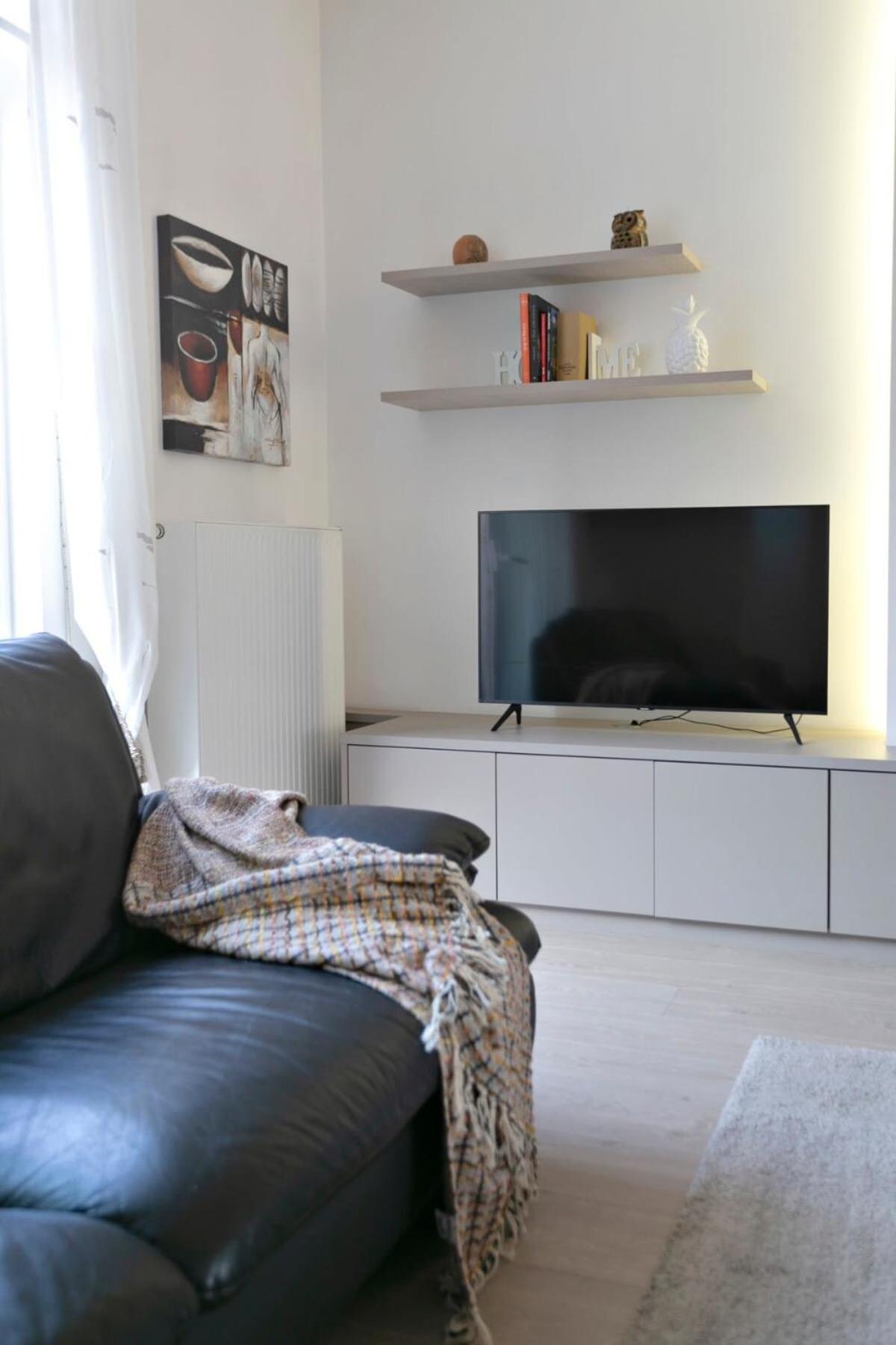 Mimi's House - Authentic family home with terrace near the beach